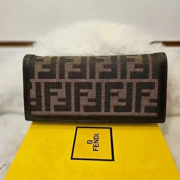 FNDI  Zucca Bifold Long Wallet - Picture 1 of 16